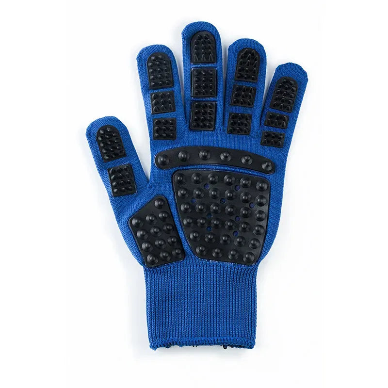Cat de-shedding grooming glove
